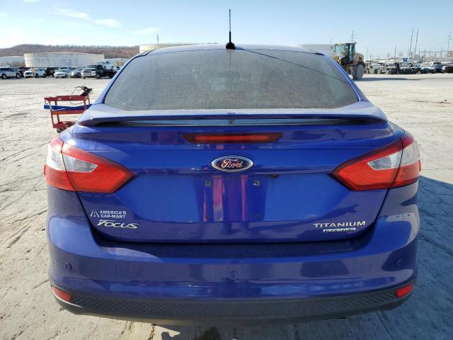 Sedans FORD FOCUS 2014 Blue