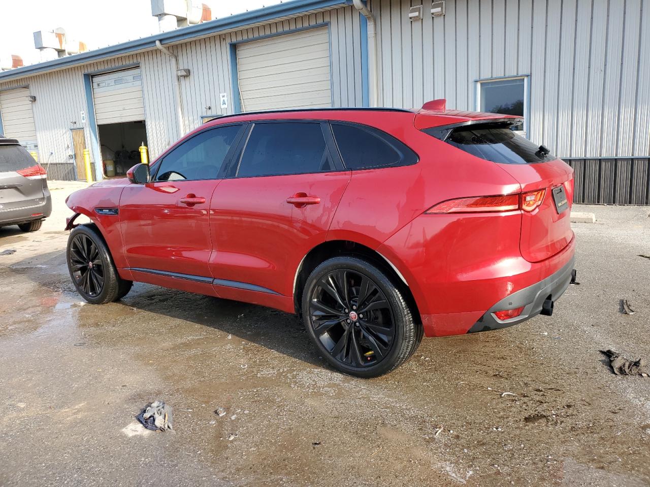 VIN SADCL2BV5HA093424 2017 JAGUAR F-PACE no.2