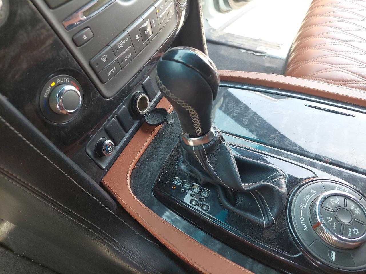 JN8AY2NY4F9112560 - 2015 Nissan Patrol - #86460944