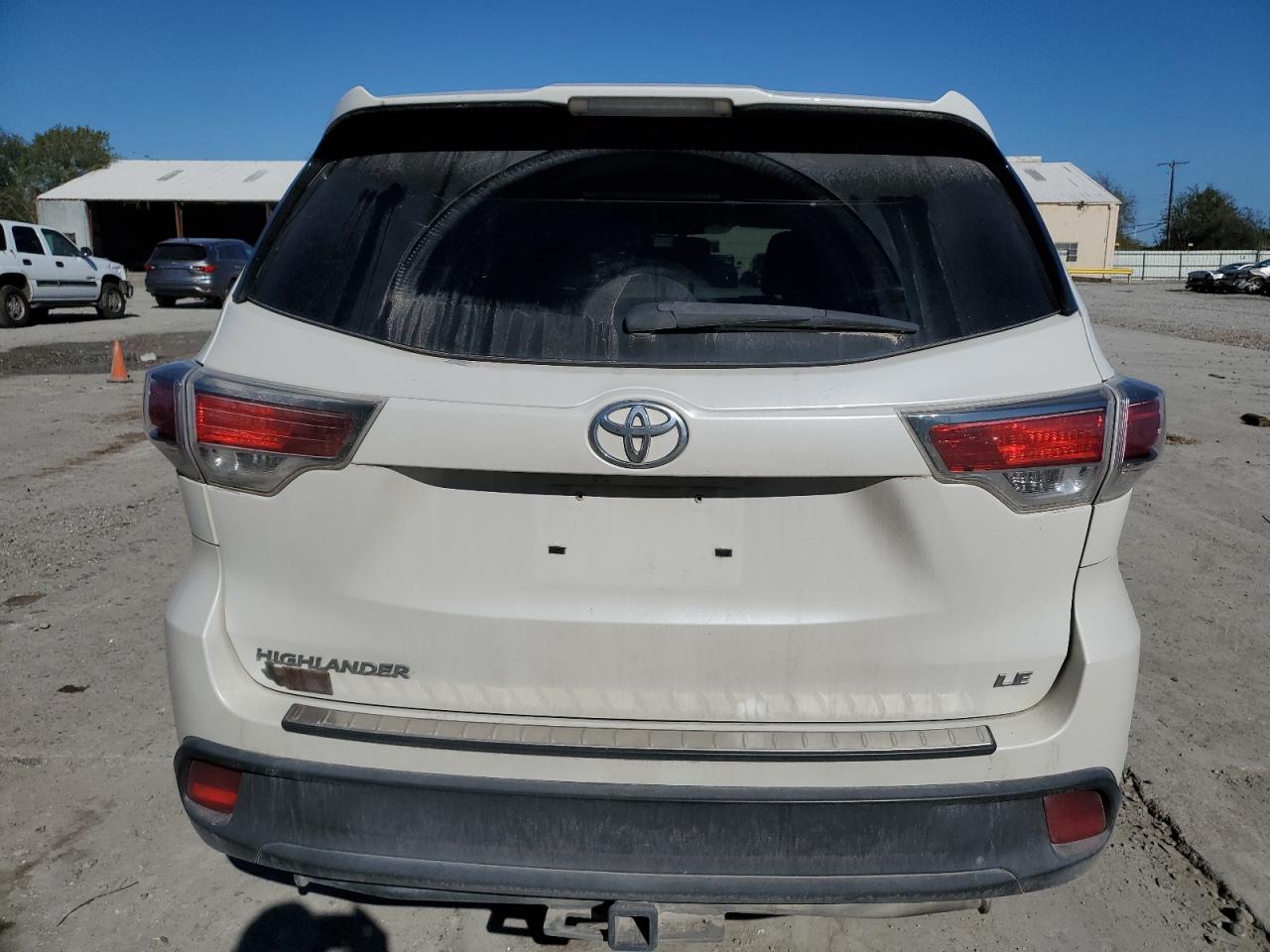 VIN 5TDZARFH9FS010229 2015 TOYOTA HIGHLANDER no.6