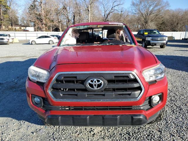  TOYOTA TACOMA 2017 Czerwony