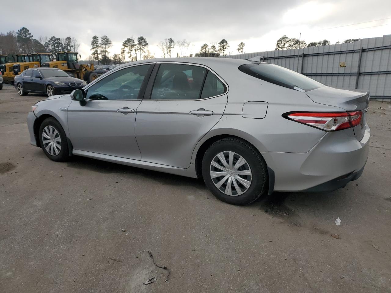 VIN 4T1B31HK6JU507289 2018 TOYOTA CAMRY no.2