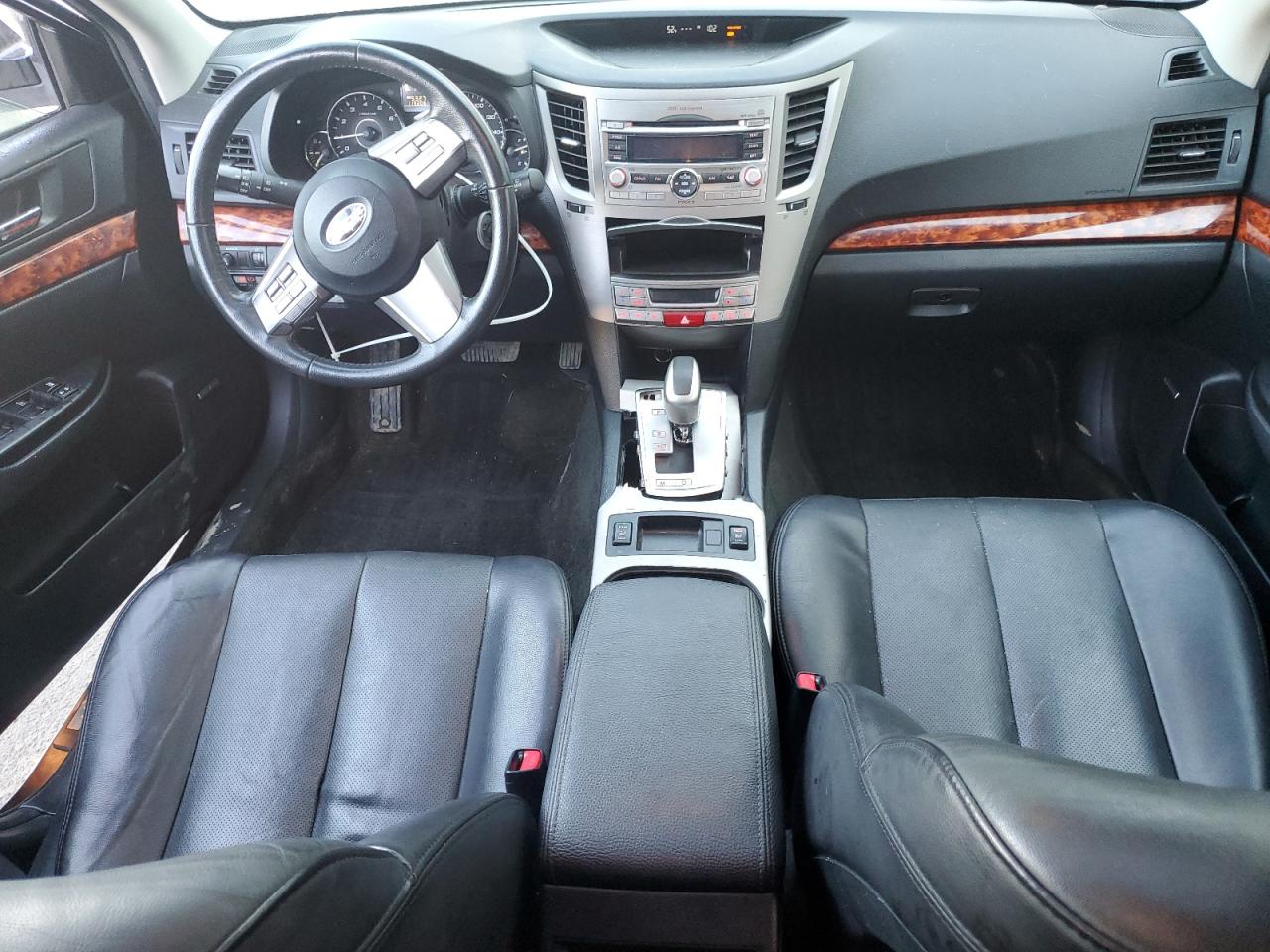 2011 Subaru Outback - Image 8