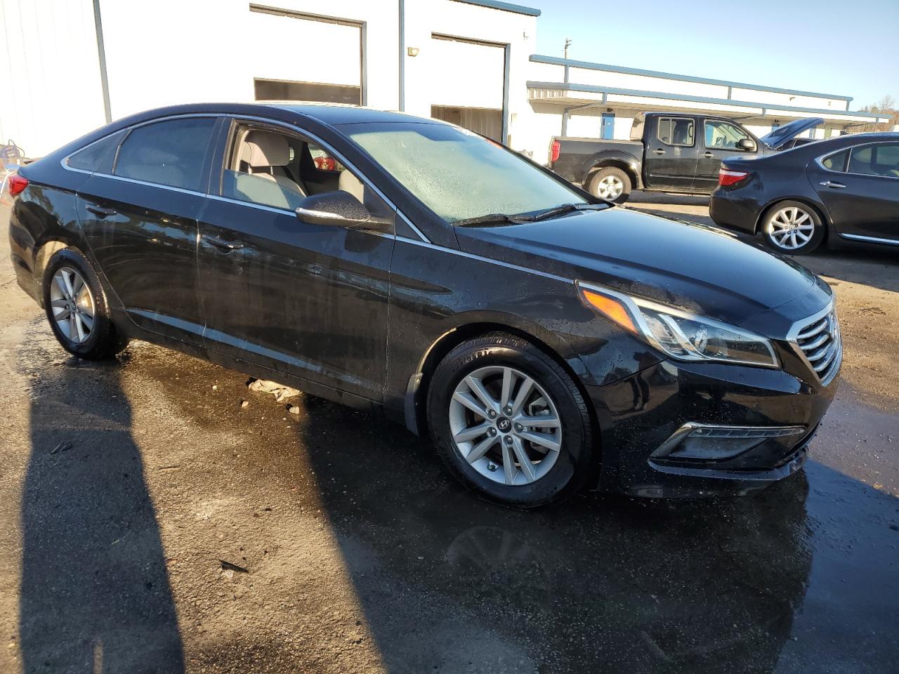 2015 Hyundai Sonata - Image 4