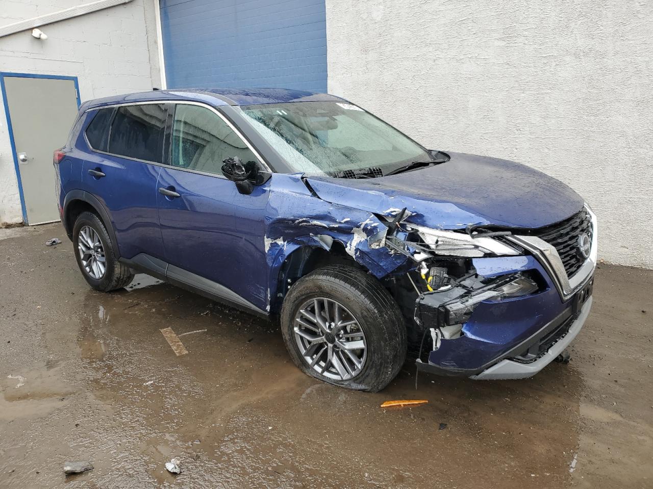 VIN 5N1BT3AB1PC890014 2023 NISSAN ROGUE no.4