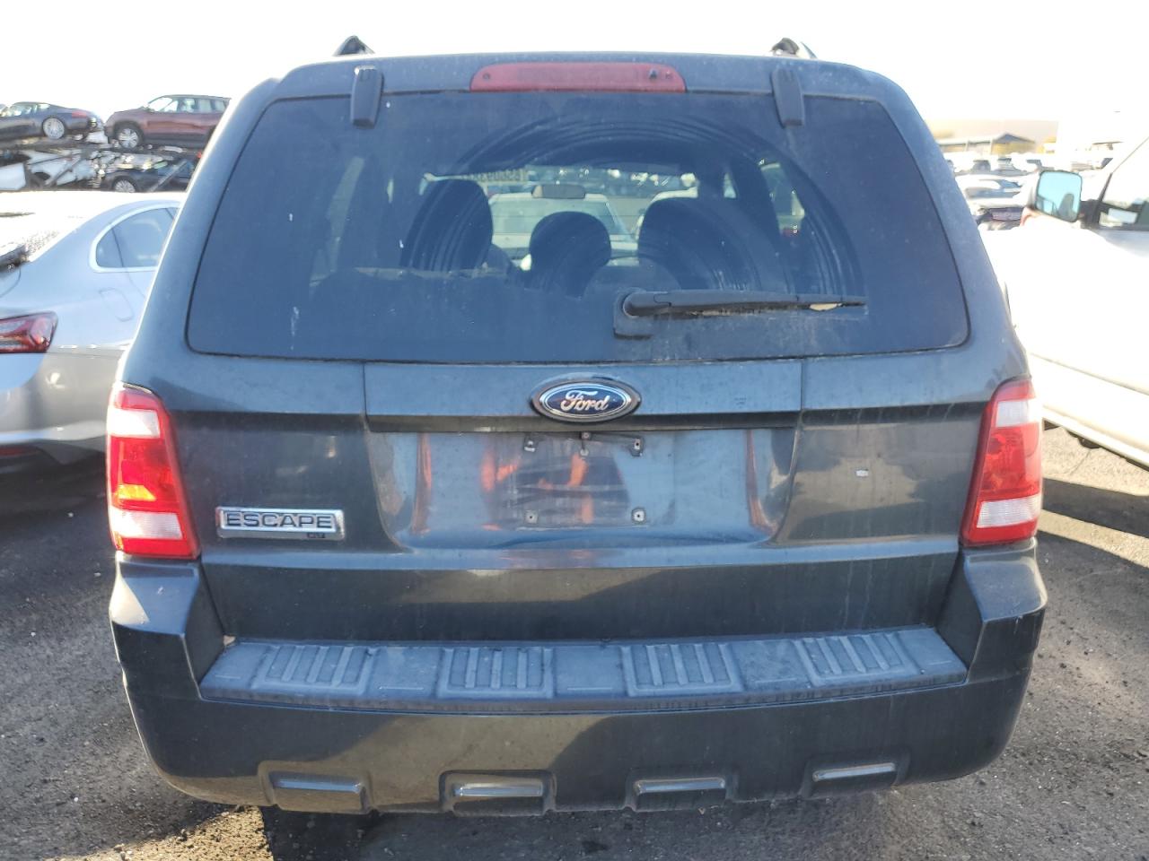 2008 Ford Escape - Image 6