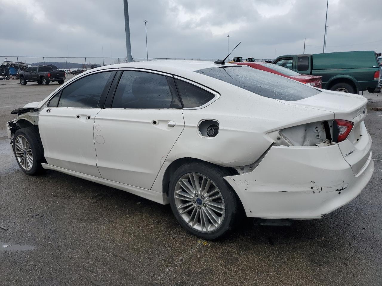 VIN 3FA6P0HD0GR212765 2016 FORD FUSION no.2