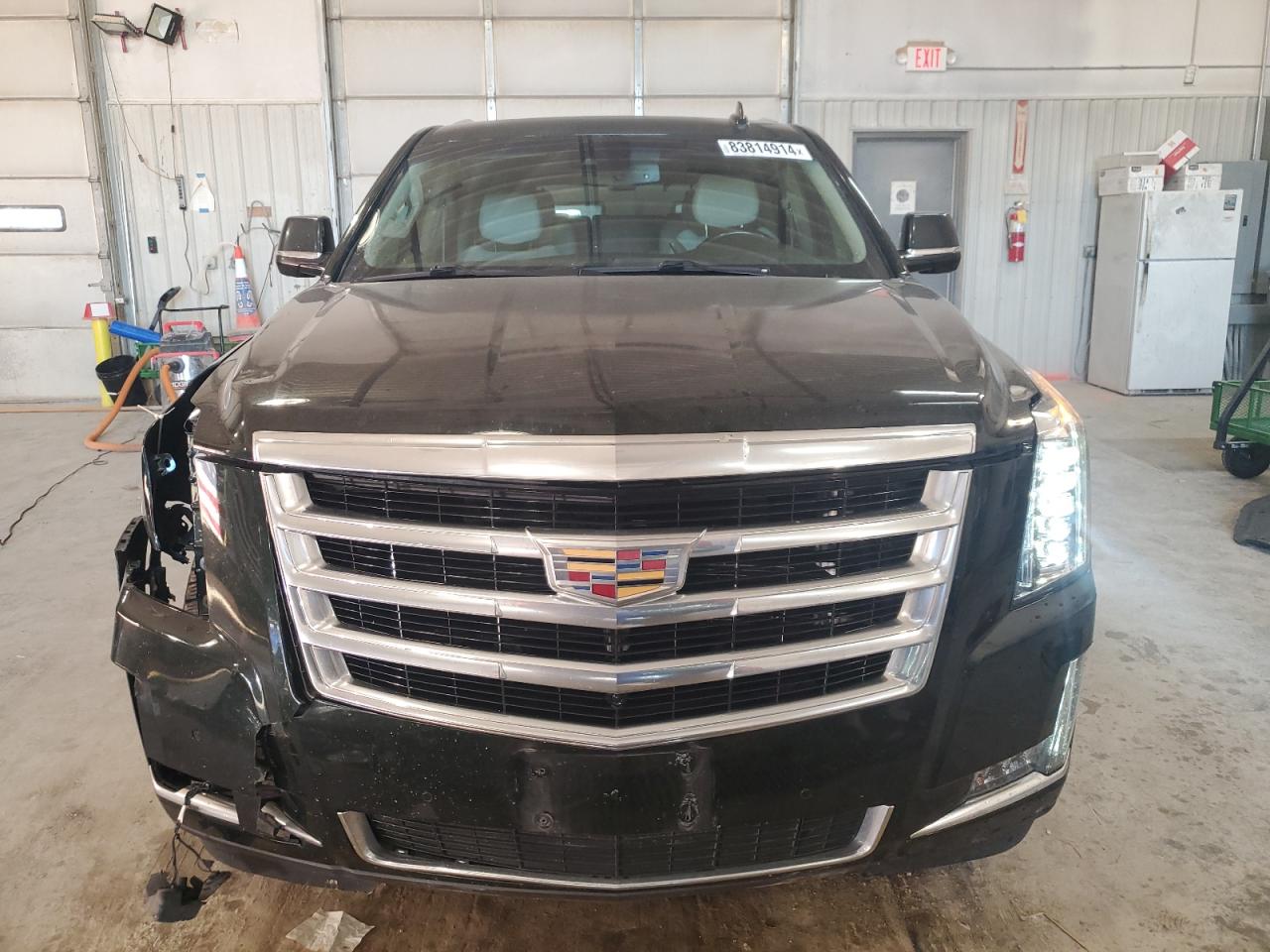 2016 Cadillac Escalade - Image 5
