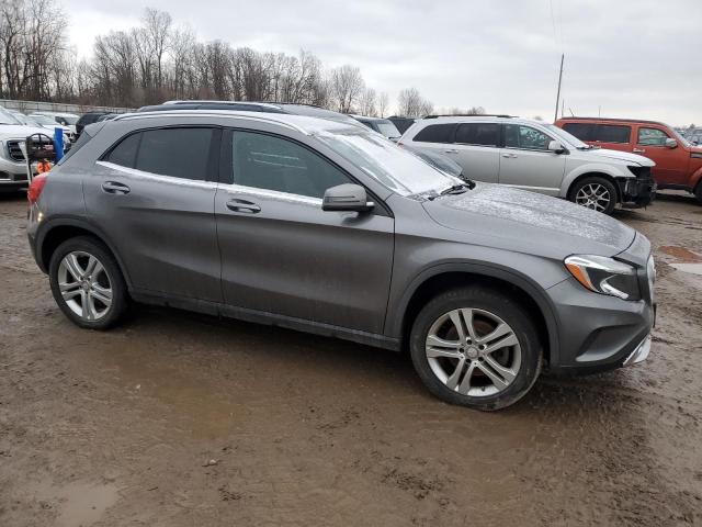 Parquets MERCEDES-BENZ GLA-CLASS 2017 Szary