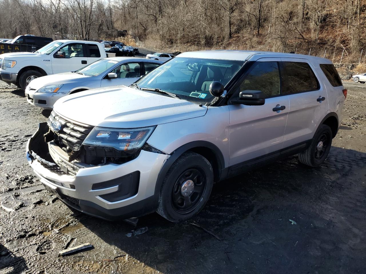 VIN 1FM5K8AR4HGC86137 2017 FORD EXPLORER no.1