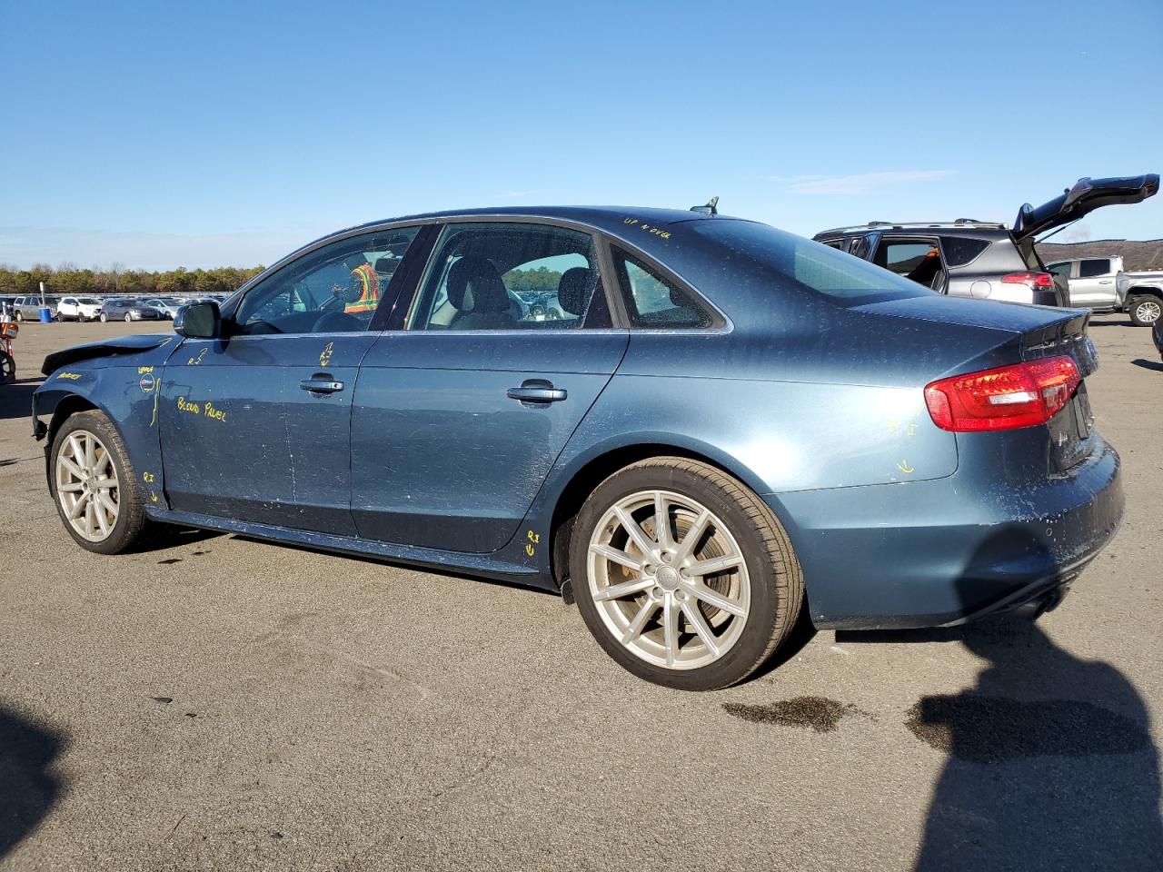 VIN WAUFFAFL8GN016358 2016 AUDI A4 no.2