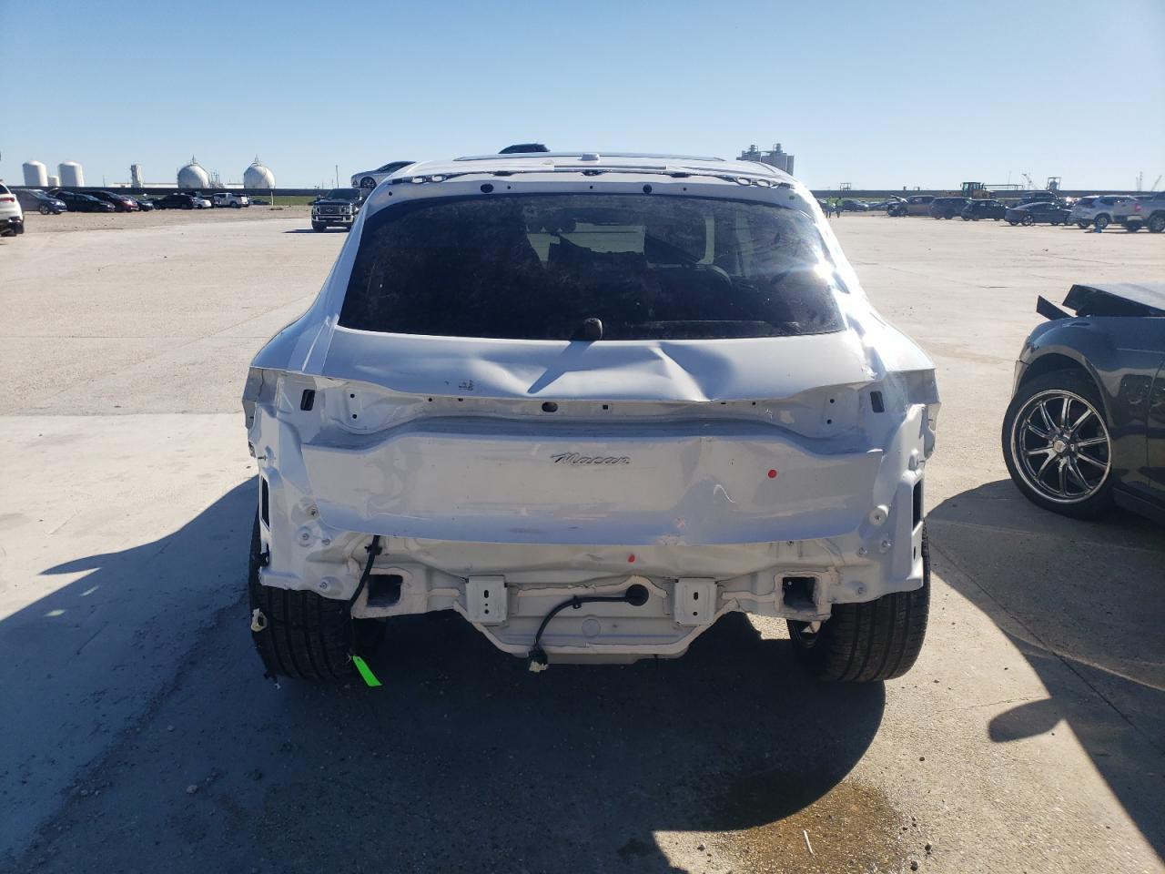 2024 Porsche Macan - Image 6