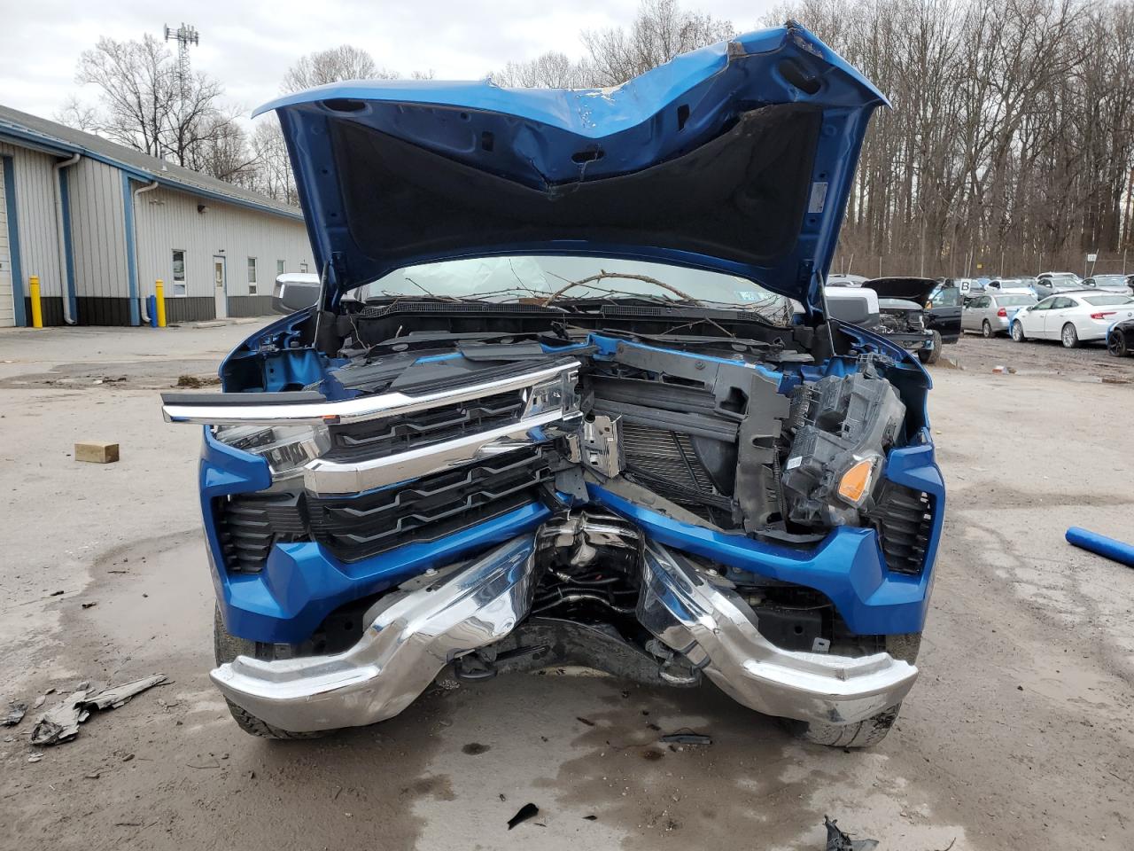 2022 Chevrolet Silverado - Image 5