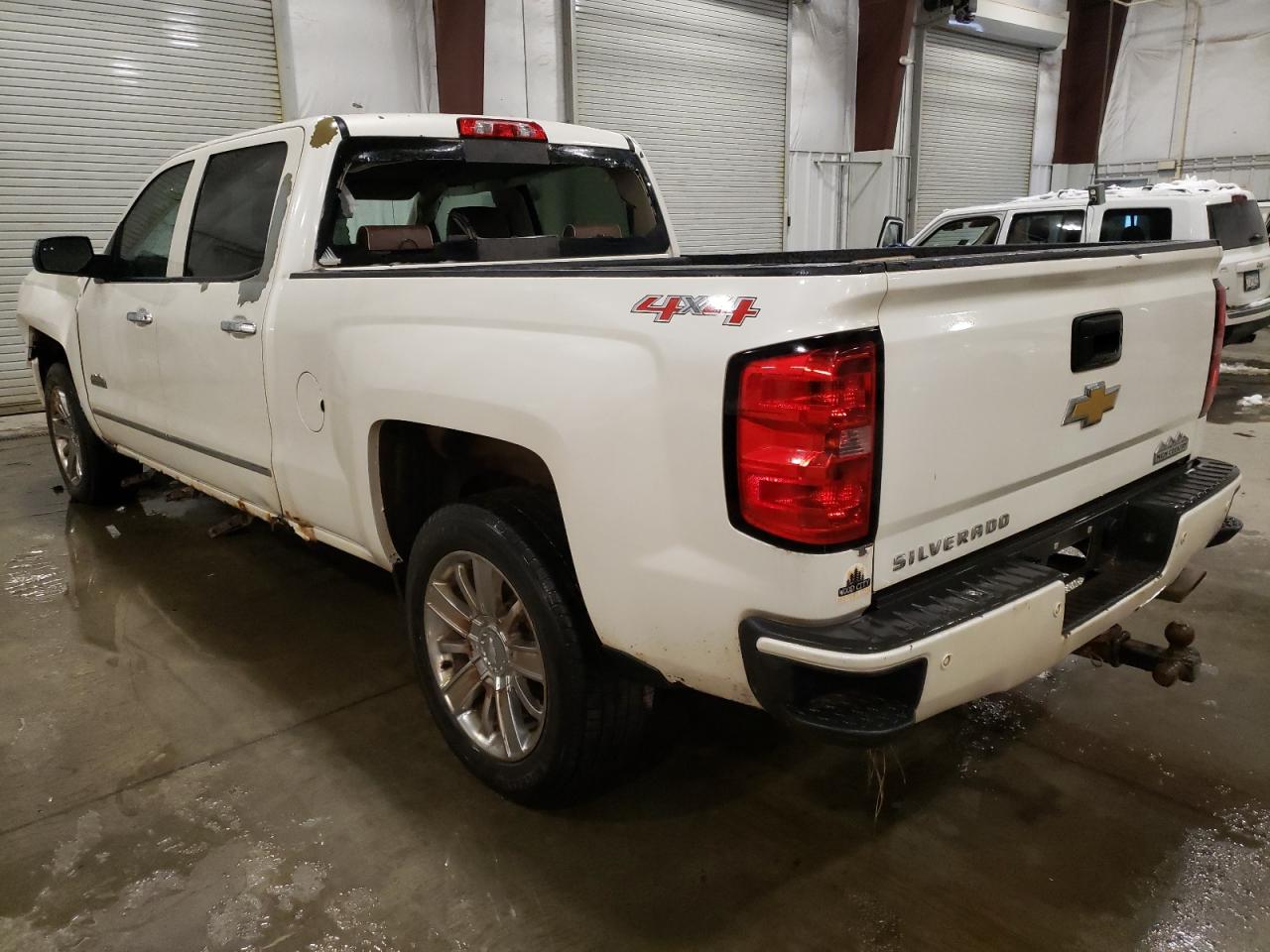 2014 Chevrolet Silverado - Image 2