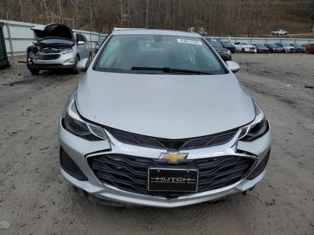  CHEVROLET CRUZE 2019 Серебристый