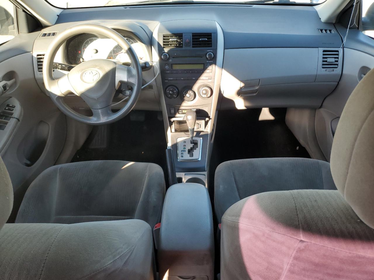 2010 Toyota Corolla - Image 8
