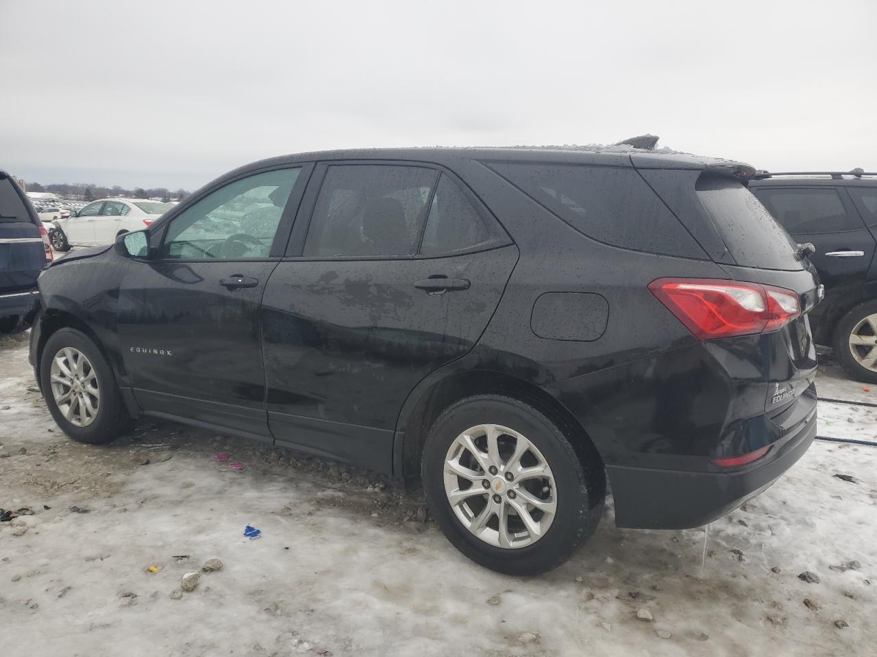 2021 Chevrolet Equinox - Image 2