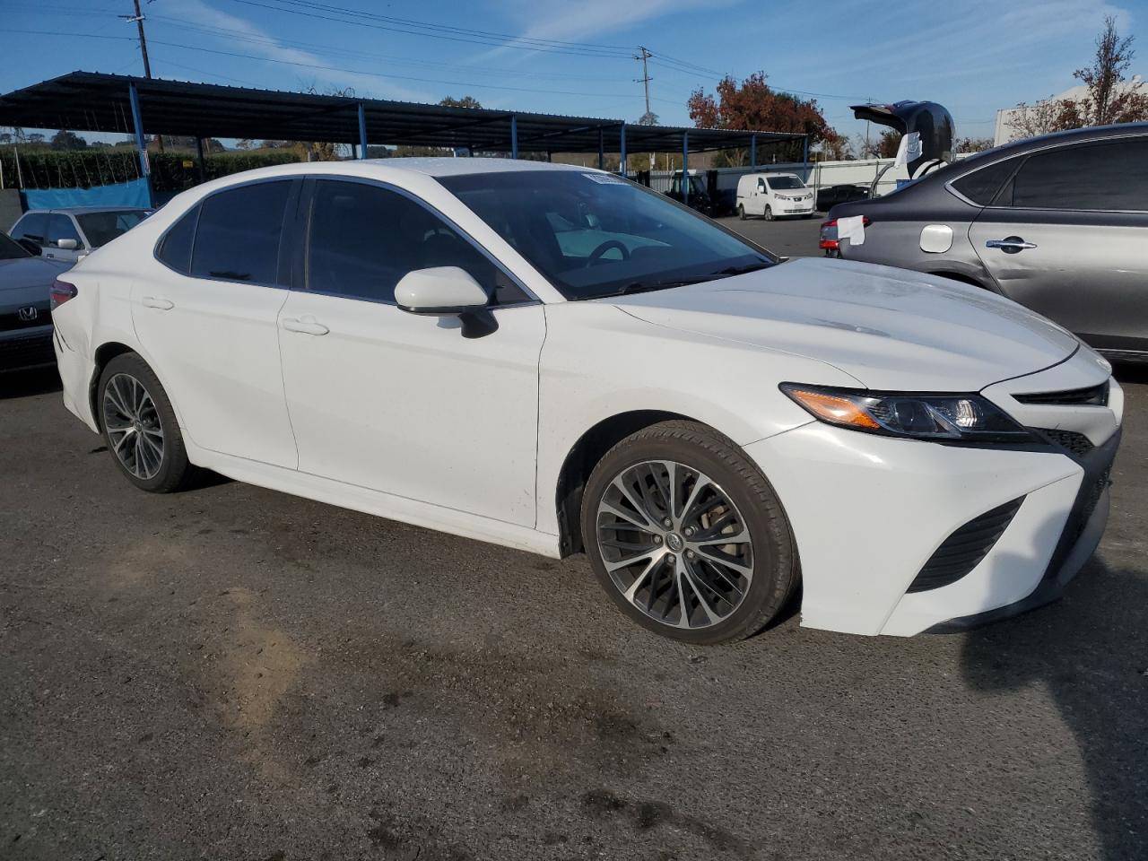 2018 Toyota Camry - Image 4
