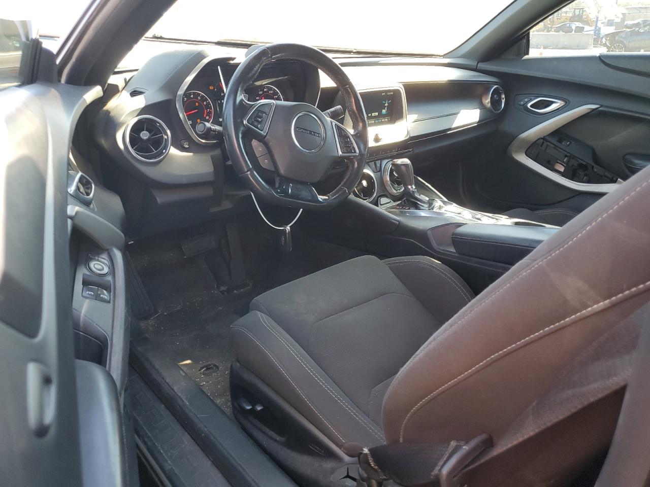 2018 Chevrolet Camaro - Image 8