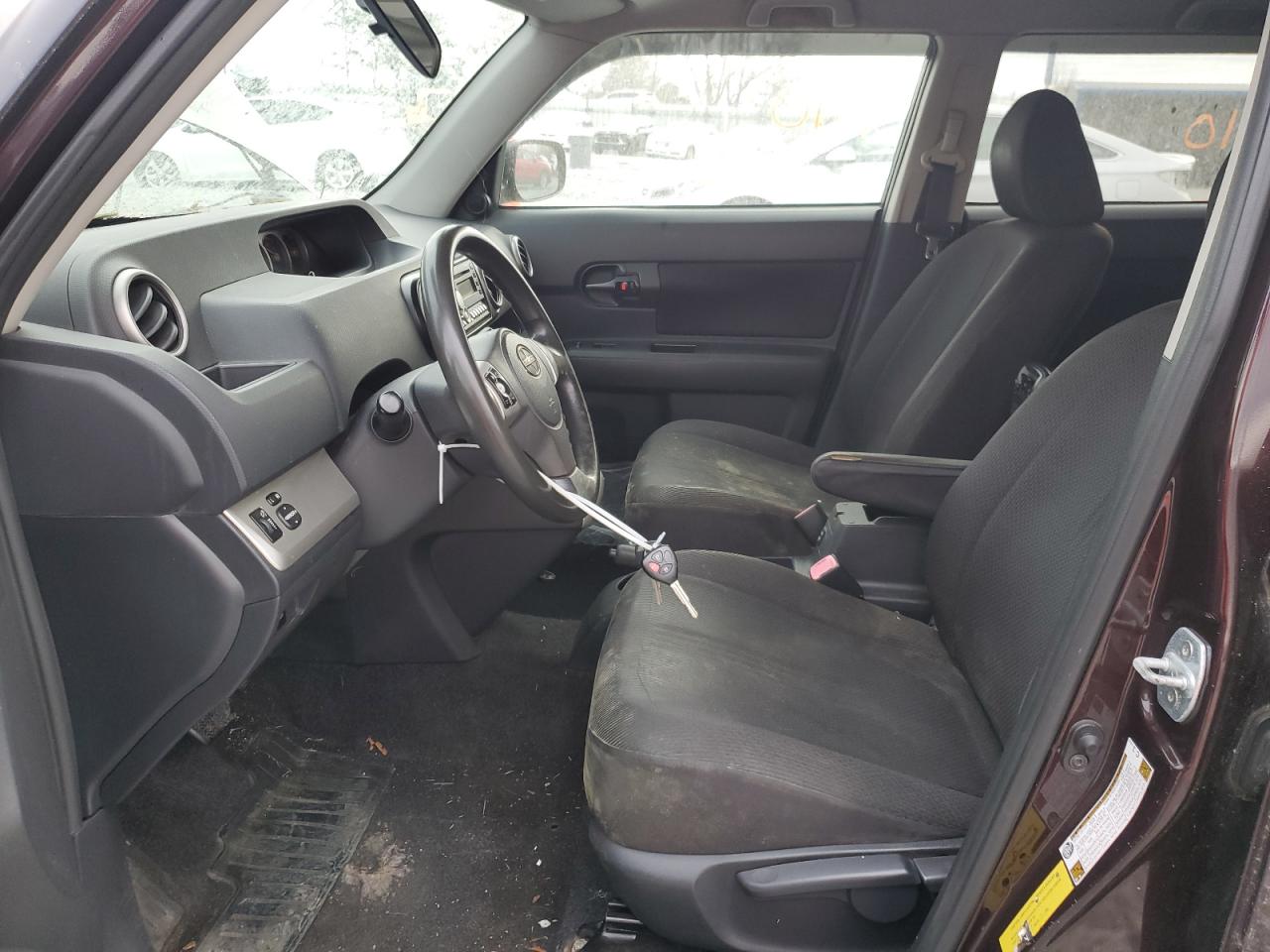 2010 Toyota xB - Image 7