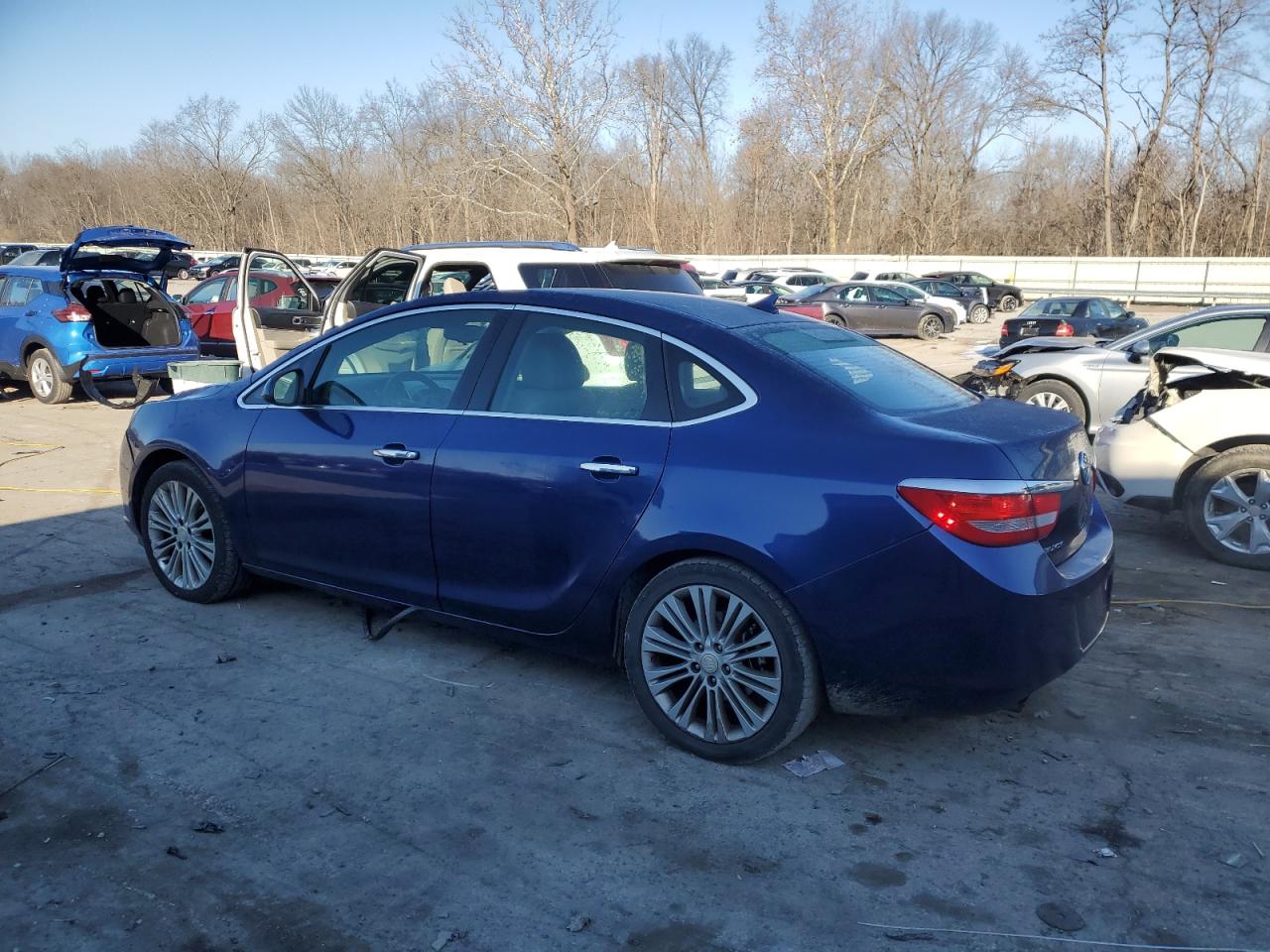 2014 Buick Verano - Image 2
