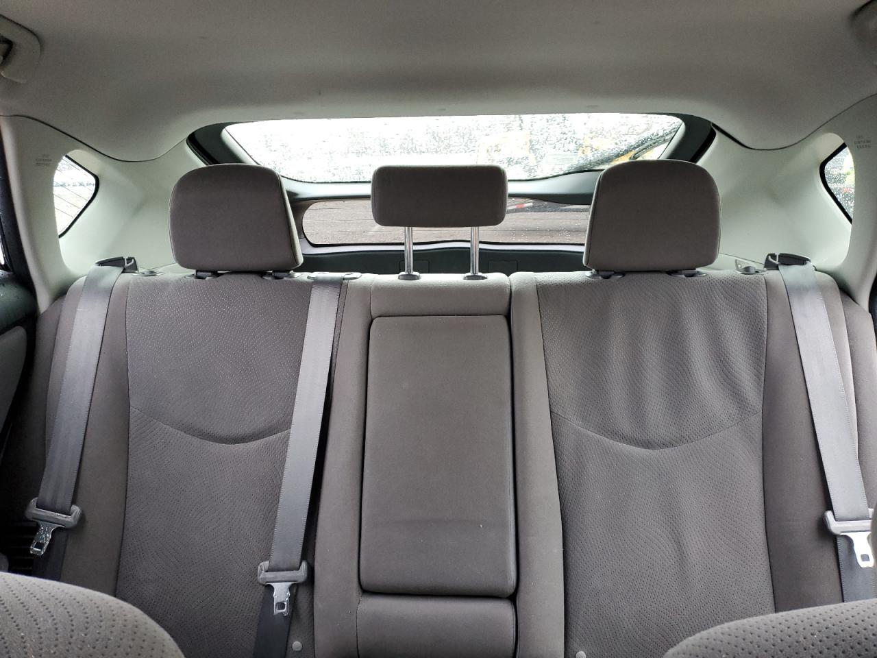 2015 Toyota Prius - Image 10
