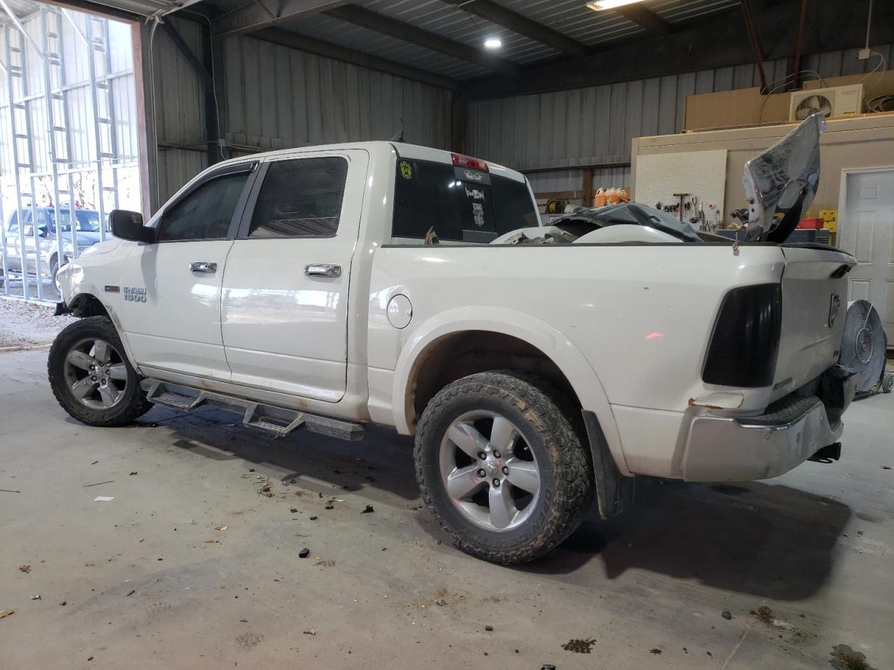 2015 RAM 1500 - Image 2