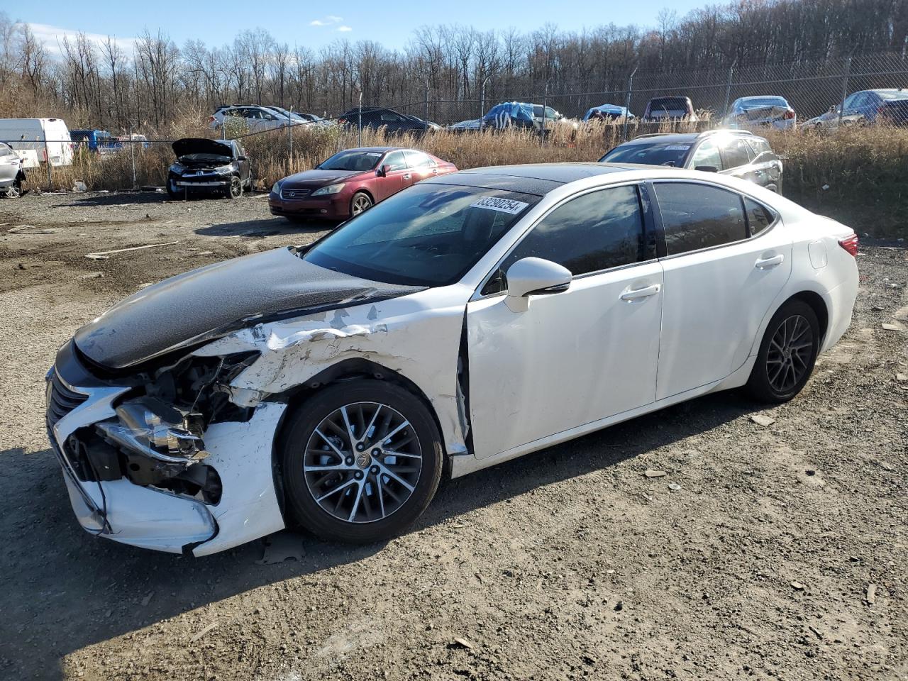 2017 Lexus ES - Image 1
