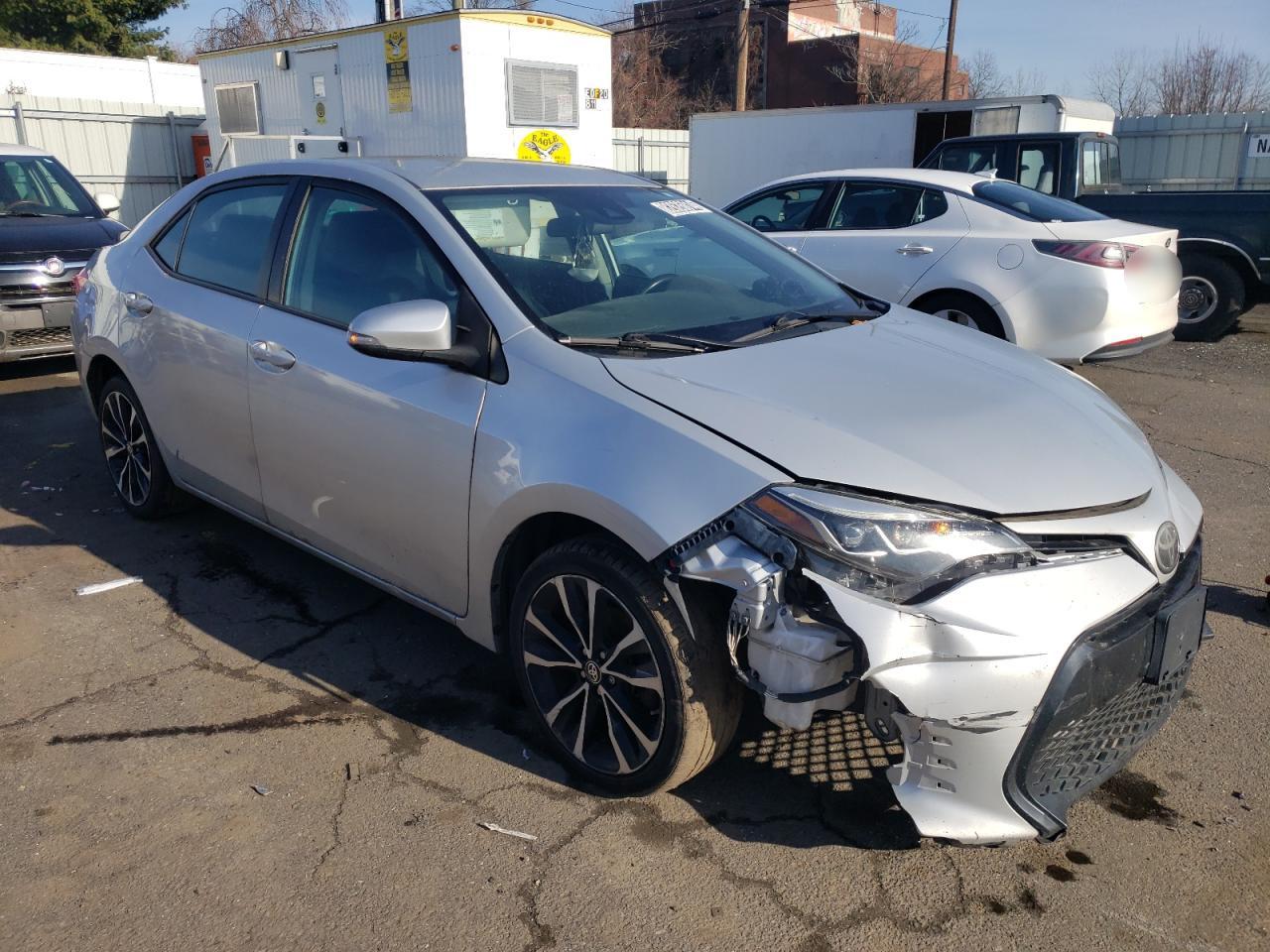 VIN 2T1BURHEXHC776655 2017 TOYOTA COROLLA no.1