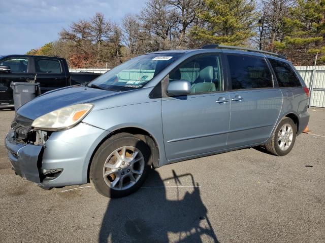 2005 Toyota Sienna Xle