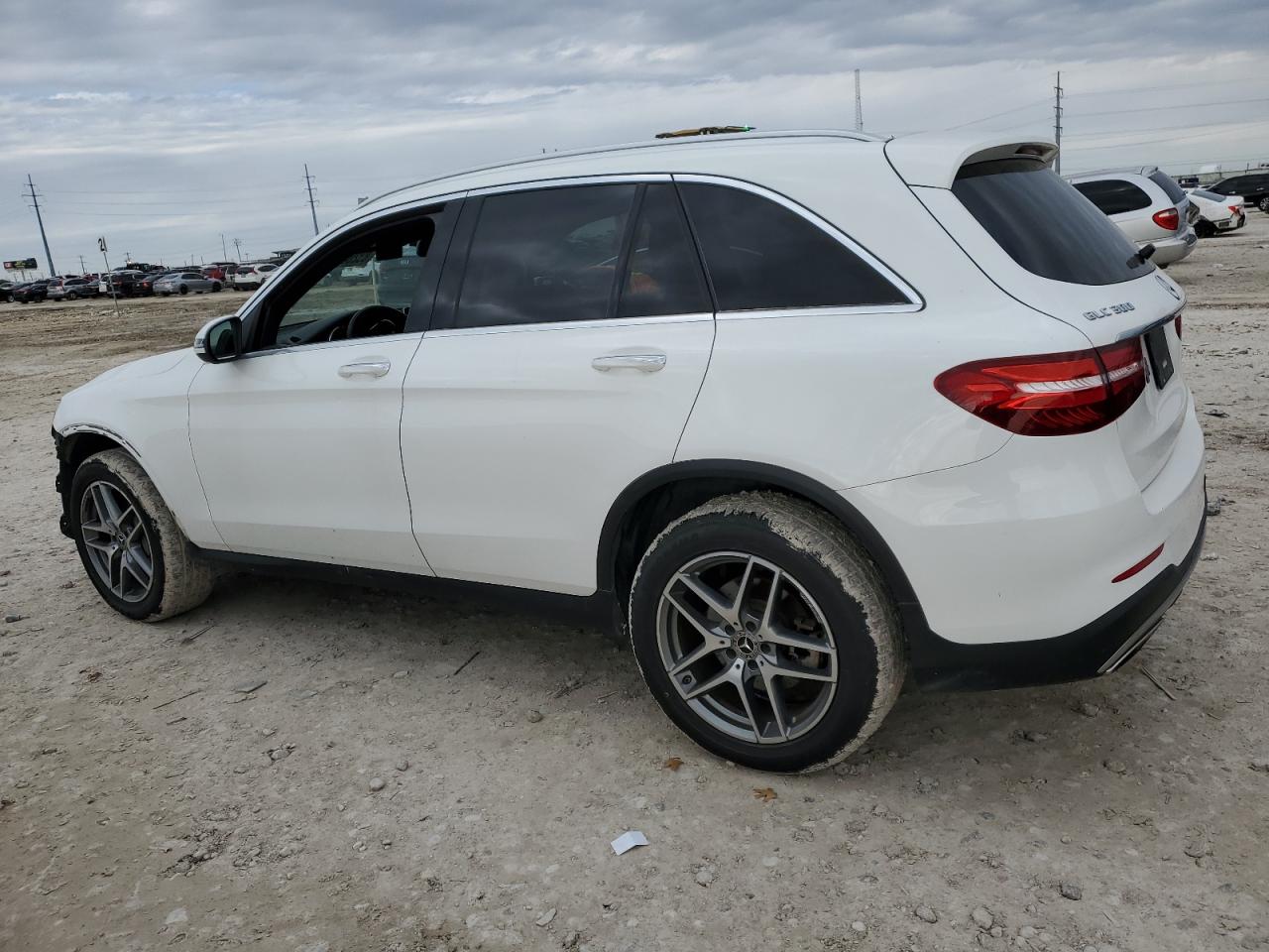 VIN WDC0G4KB9KV140307 2019 MERCEDES-BENZ GLC-CLASS no.2