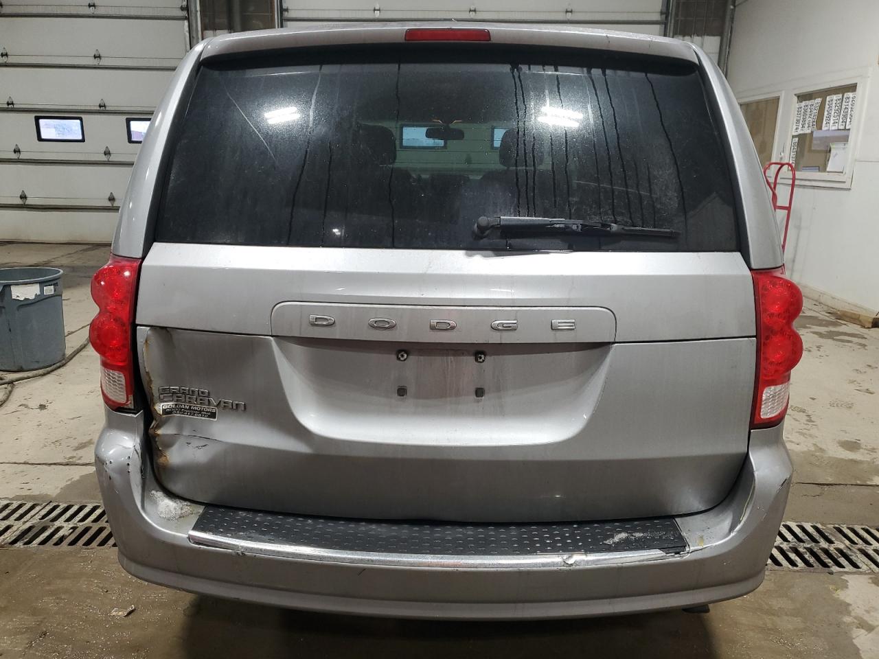 2014 Dodge Caravan - Image 6
