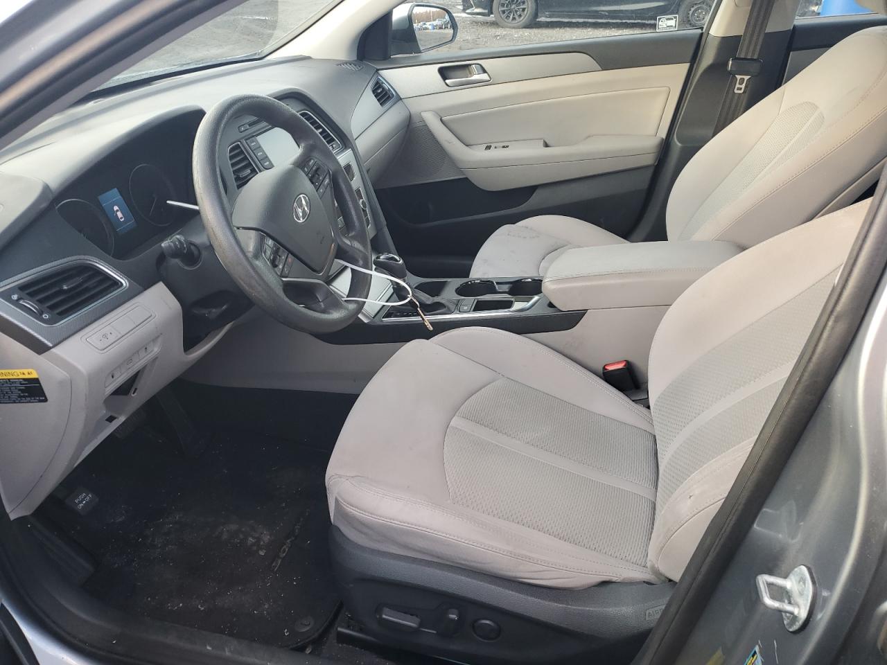2015 Hyundai Sonata Se VIN: 5NPE24AF7FH008957 Lot: 85555924