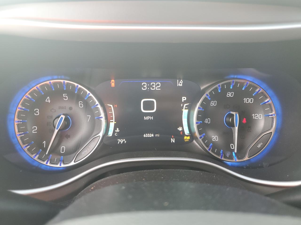 2022 Chrysler Pacifica - Image 9