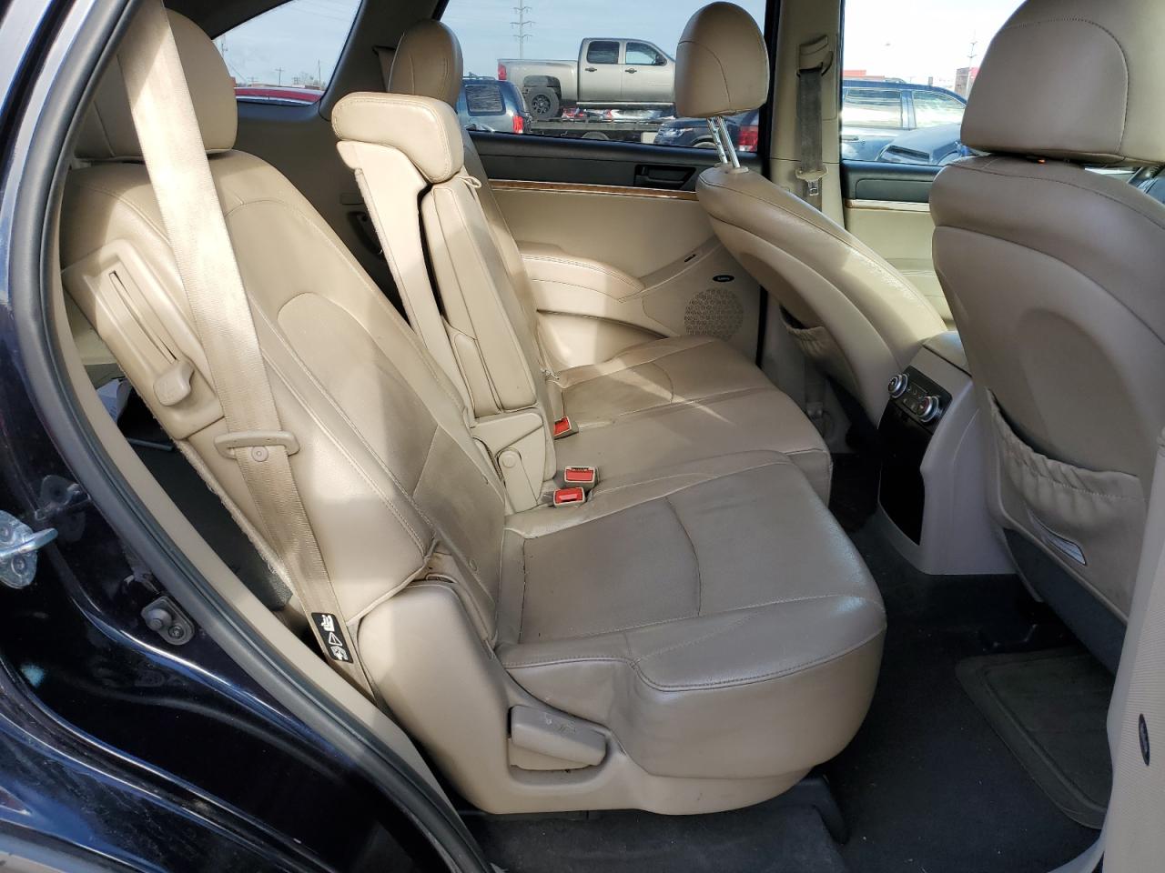 2012 Hyundai Veracruz Gls VIN: KM8NUDCC8CU201810 Lot: 85728494