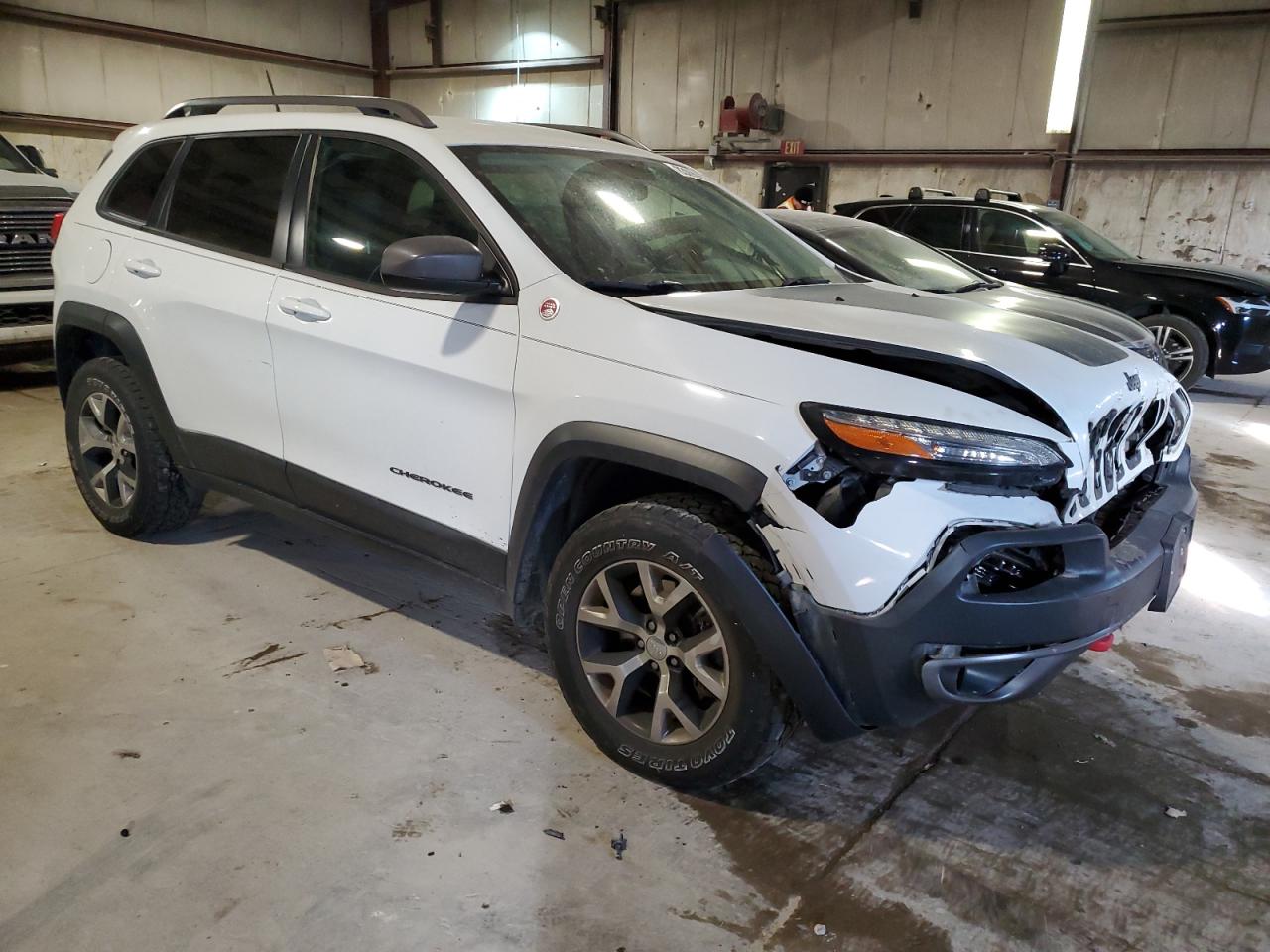 2016 Jeep Cherokee - Image 4