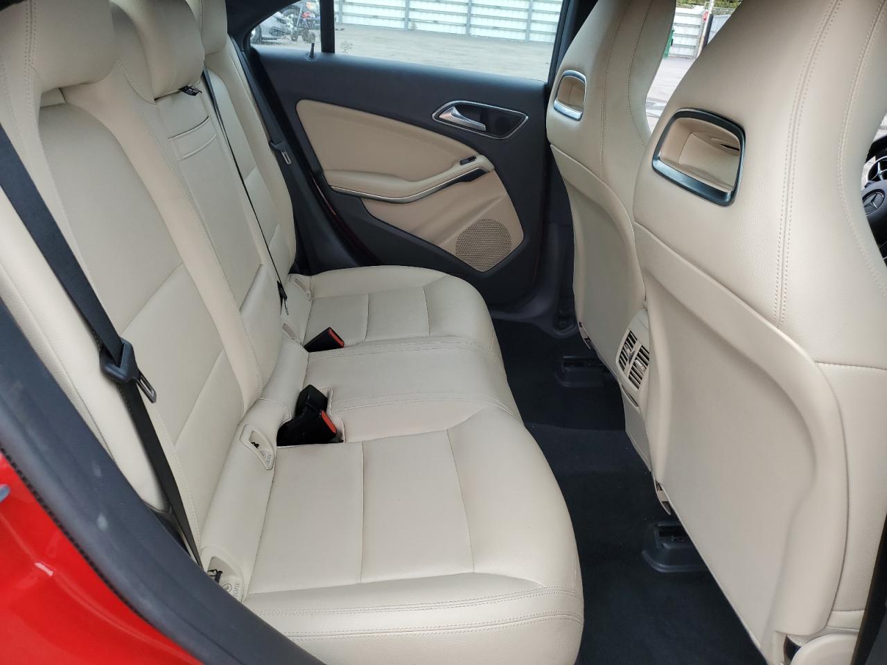 2018 Mercedes-Benz CLA-klasse - Image 10