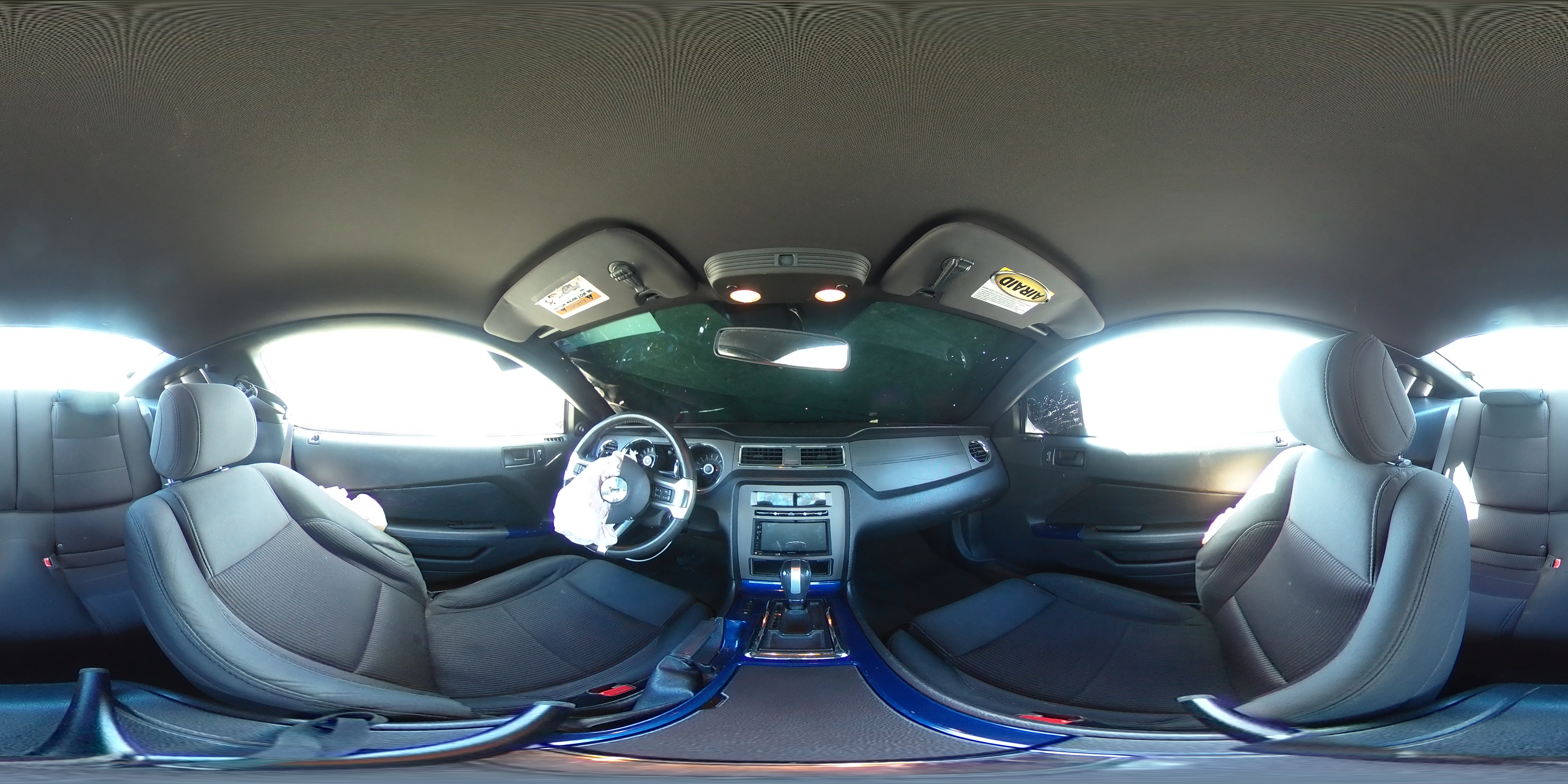 2013 Ford Mustang - Image 15