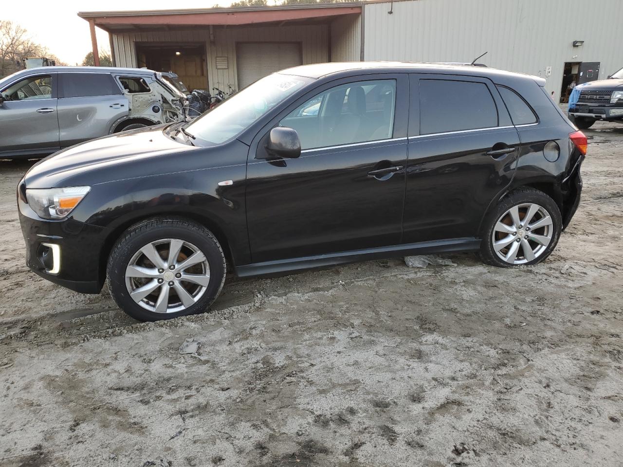 VIN 4A4AR4AU7FE003548 2015 MITSUBISHI OUTLANDER no.1