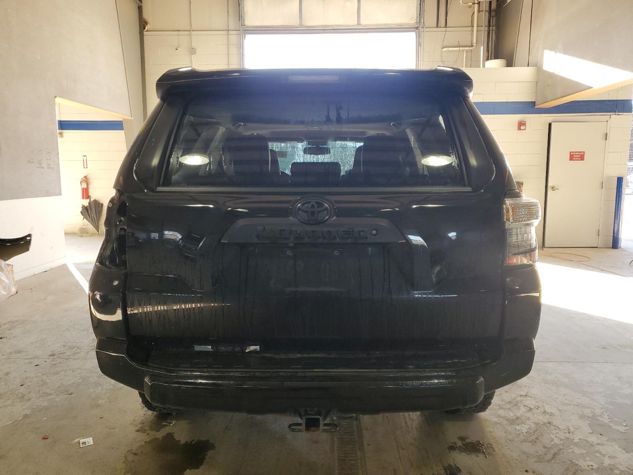 VIN JTEBU5JR1J5528279 2018 TOYOTA 4RUNNER no.6