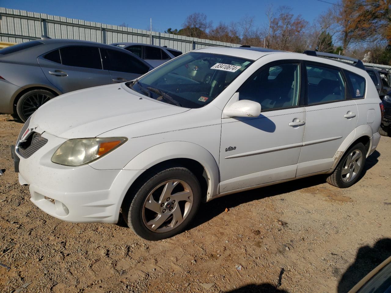 2005 Pontiac Vibe - Image 1