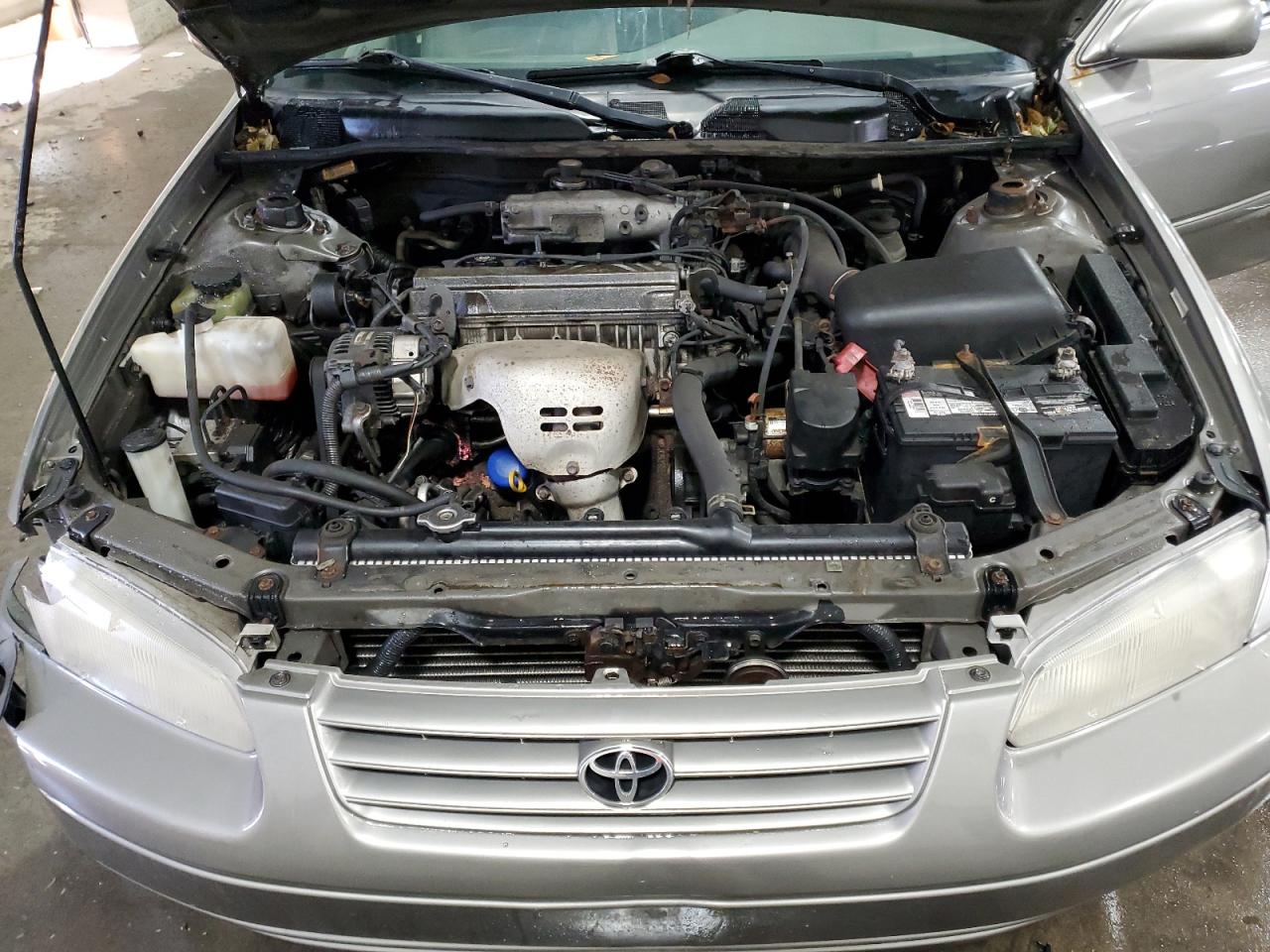 1999 Toyota Camry Le VIN: JT2BG22KXX0309900 Lot: 83419064