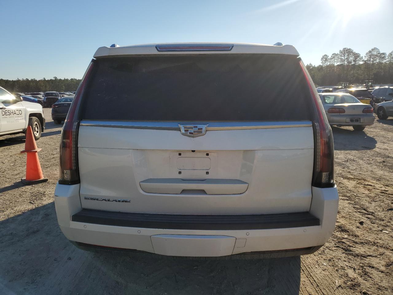 VIN 1GYS4MKJ4FR542159 2015 CADILLAC ESCALADE no.6