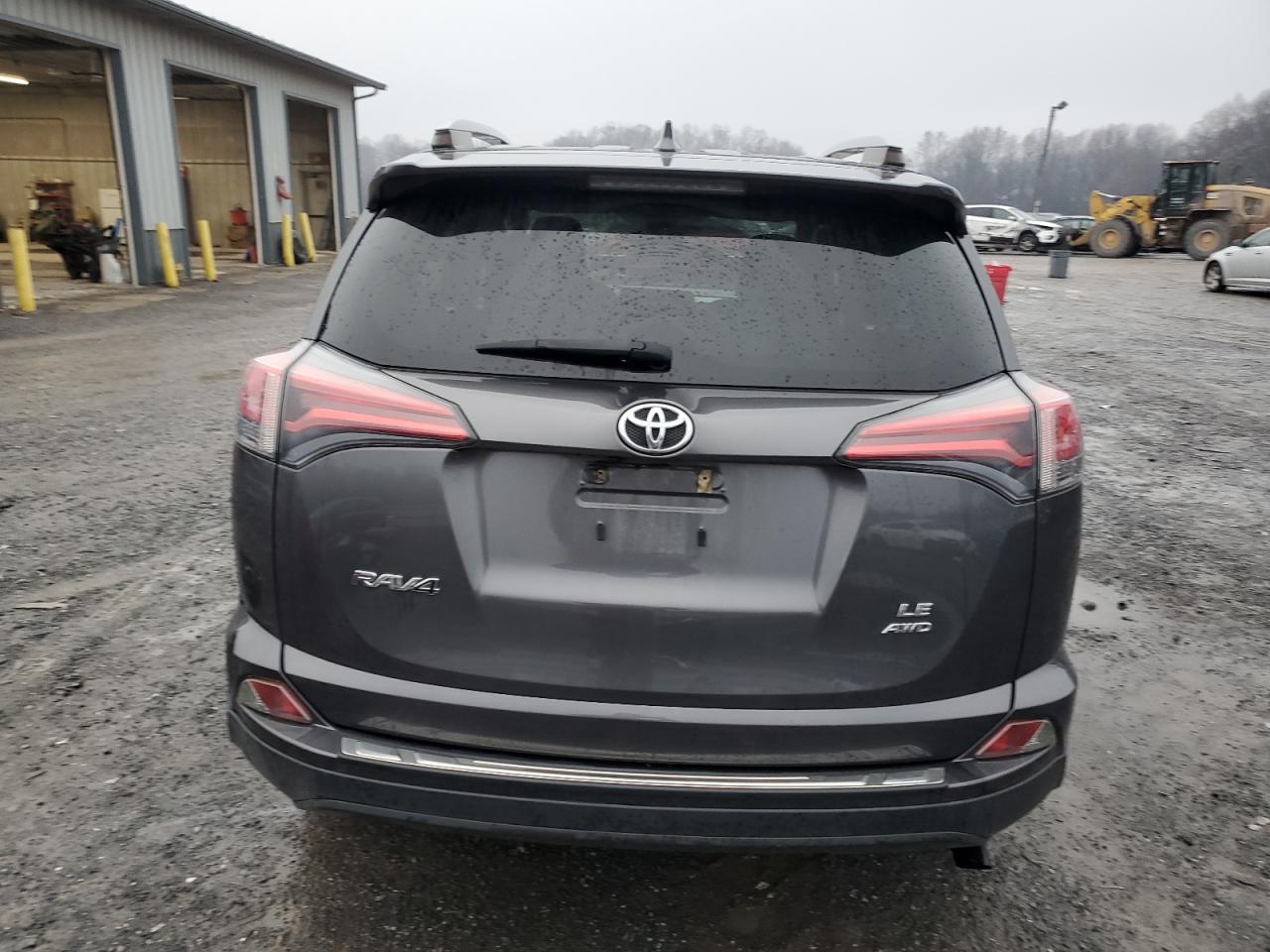 VIN JTMBFREV7HJ704766 2017 TOYOTA RAV4 no.6