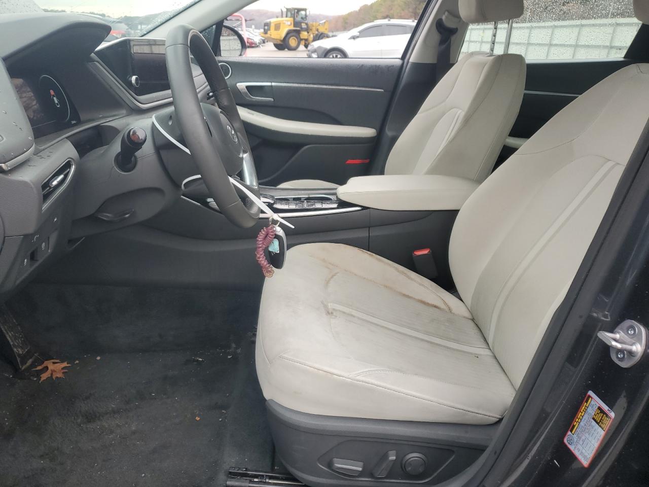 2023 Hyundai Sonata - Image 7