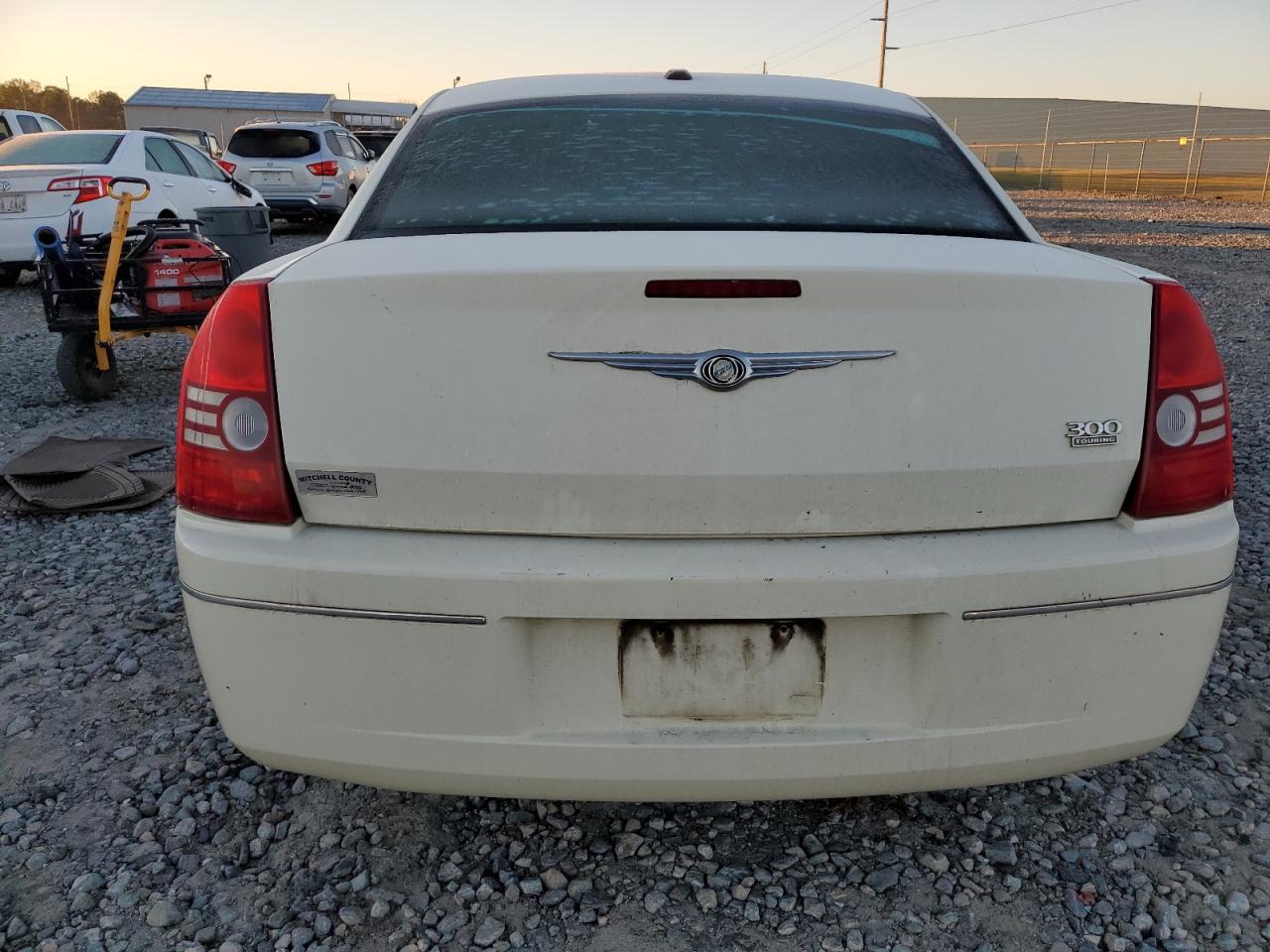 2010 Chrysler 300 - Image 6