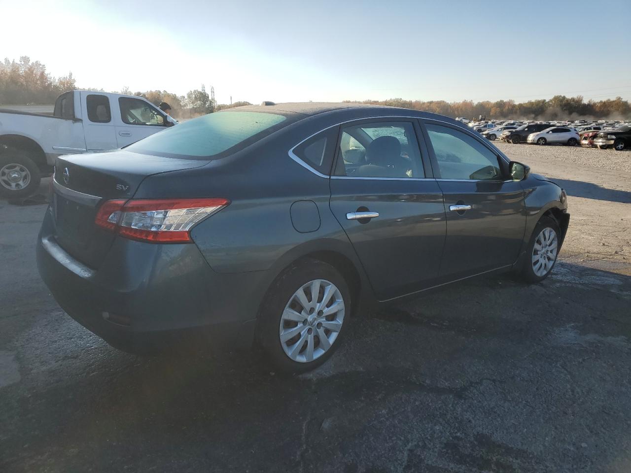 2015 Nissan Sentra - Image 3