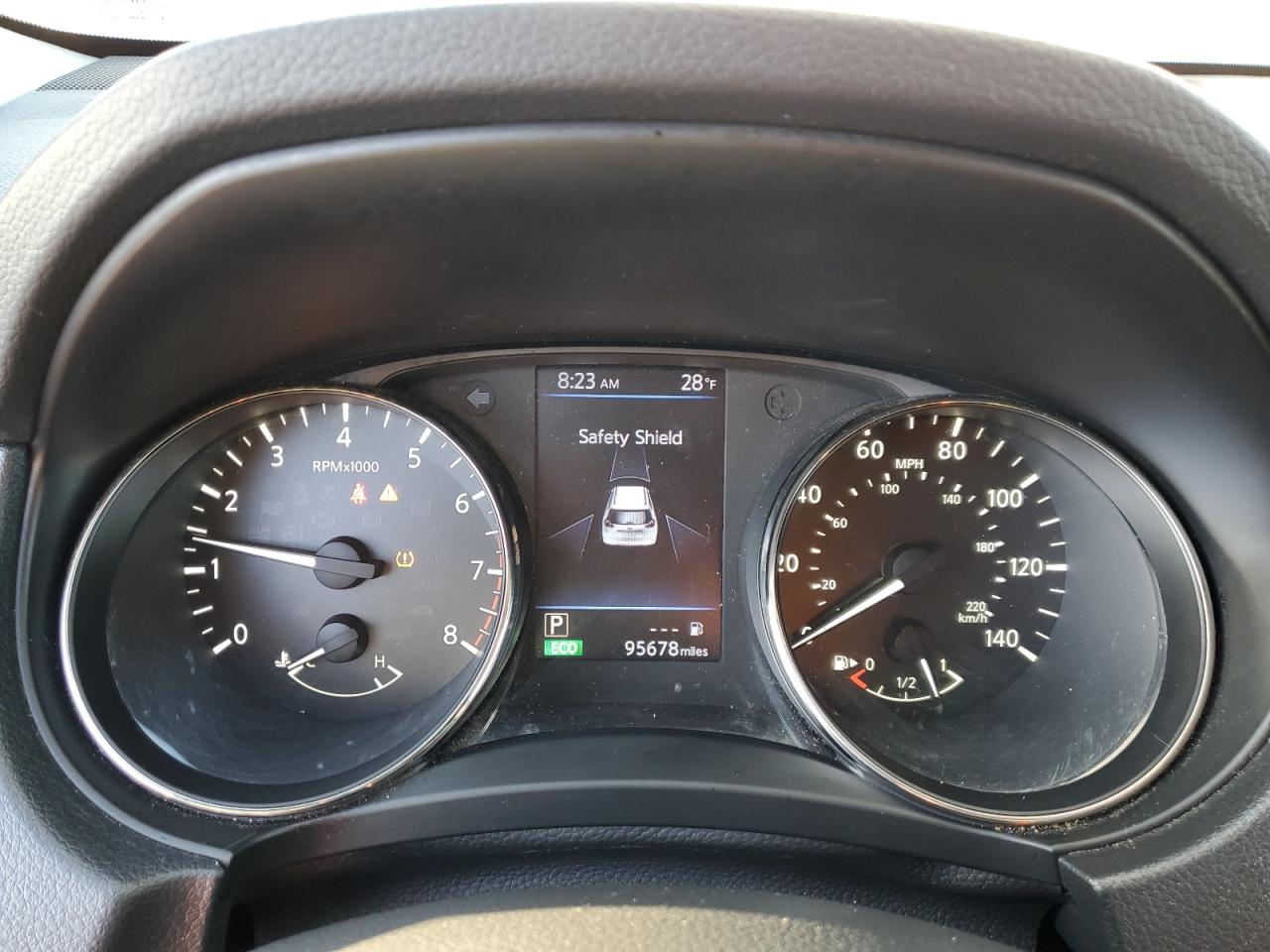 2018 Nissan Rogue - Image 9