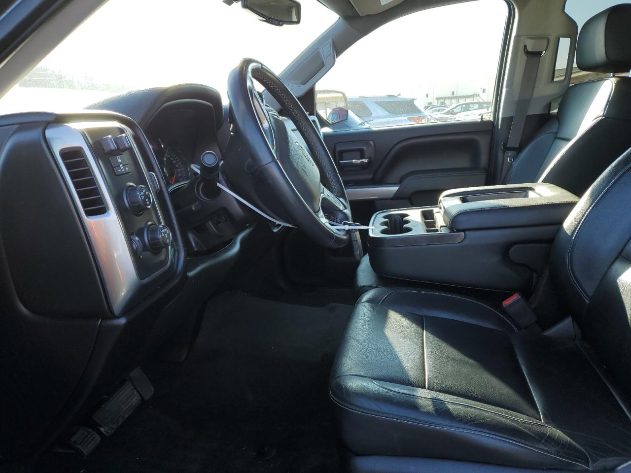2015 Chevrolet Silverado - Image 7
