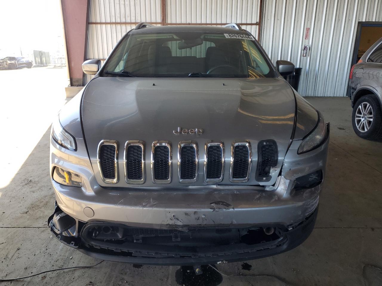 2014 Jeep Grand Cherokee - Image 5